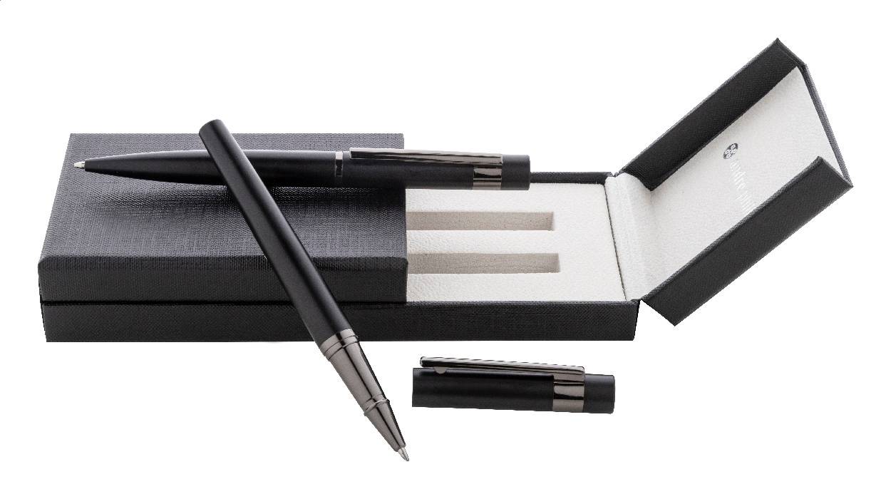 Atelier sada pier, čierna