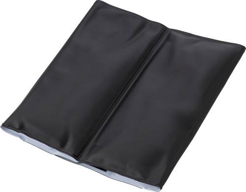 Chladič na víno, čierna