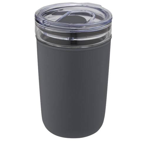 Sklenený hrnček o objemu 420 ml s vonkajšou stenou z recyklovaného plastu Bello, sivá