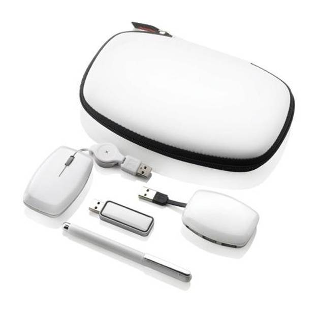 SUJEN sada doplňků k PC v obalu na zip, bílá SUJEN sada doplňků k PC v obalu na zip, bílá