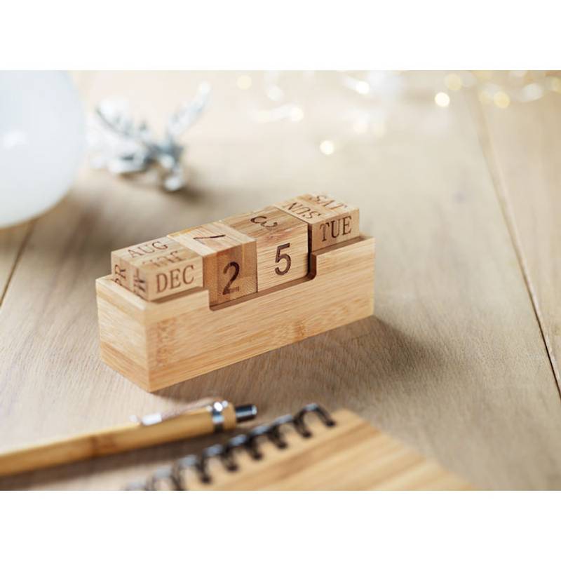 Nekonečný bambusový kalendář na stůl