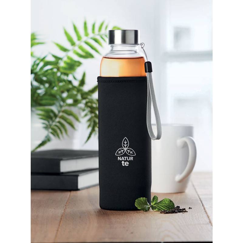 Jednostenná sklenená fľaša s infúzerom na čaj a neoprénovým obalom, objem 500 ml Jednostenná sklenená fľaša s infúzerom na čaj a neoprénovým obalom, objem 500 ml