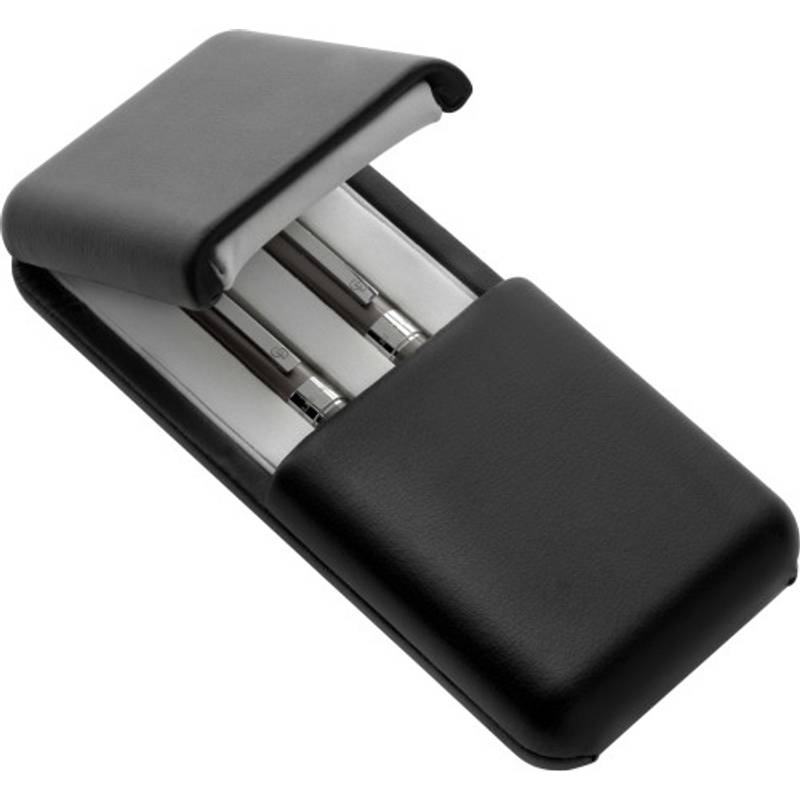 MONATA Charles Dickens Psací souprava, kuličkové pero a roller, černá náplň MONATA Charles Dickens Psací souprava, kuličkové pero a roller, černá náplň