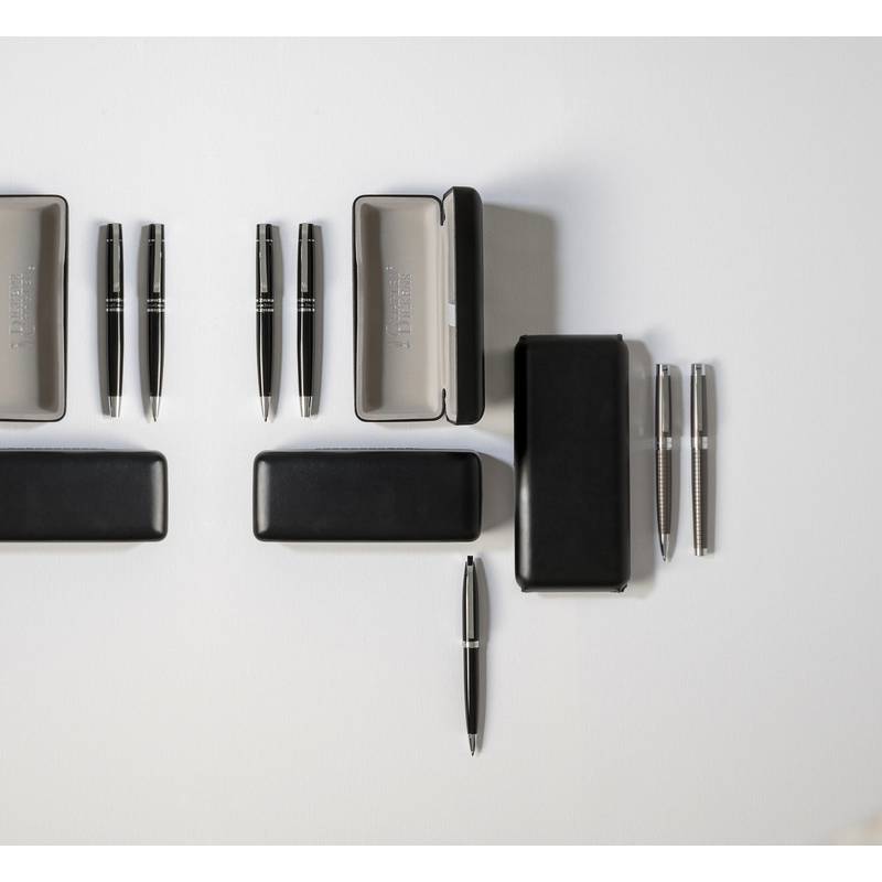 MONATA Charles Dickens Psací souprava, kuličkové pero a roller, černá náplň MONATA Charles Dickens Psací souprava, kuličkové pero a roller, černá náplň