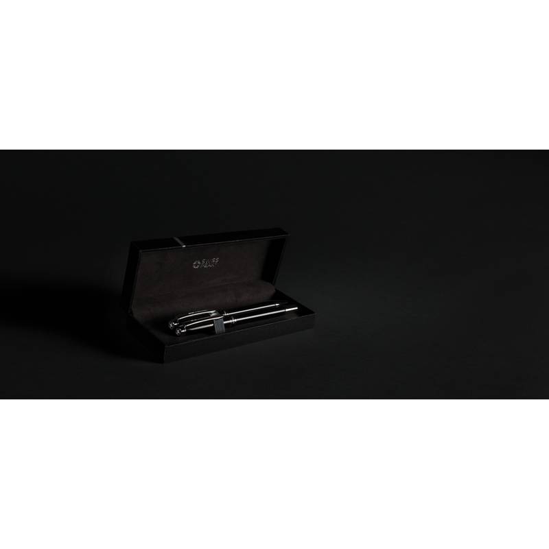 TASELA NEW Swiss Peak heritage Písacia súprava, čierna TASELA NEW Swiss Peak heritage Písacia súprava, čierna