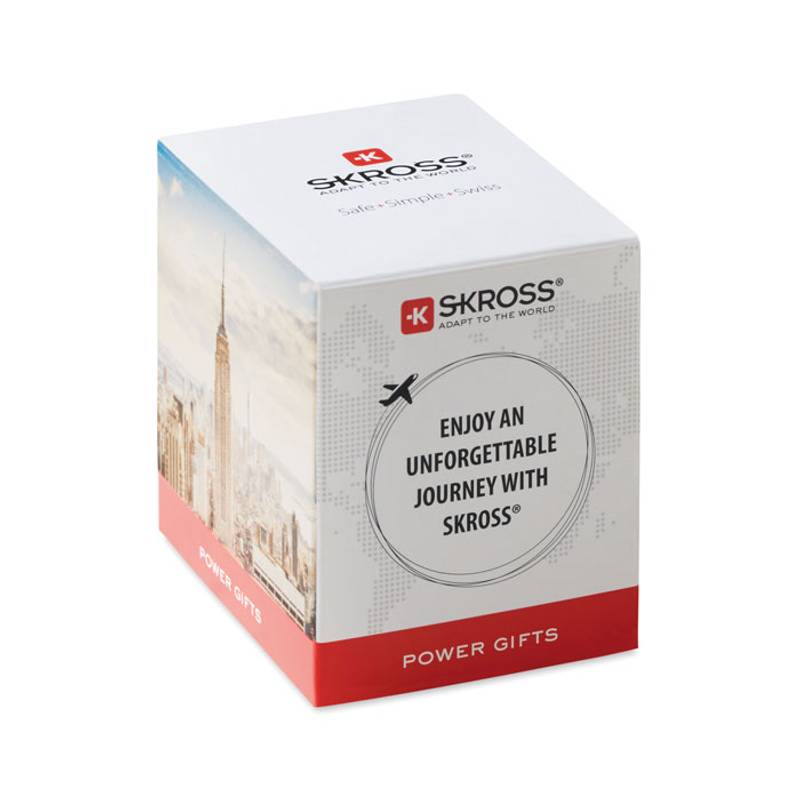 Univerzálny cestovný adaptér Univerzálny cestovný adaptér