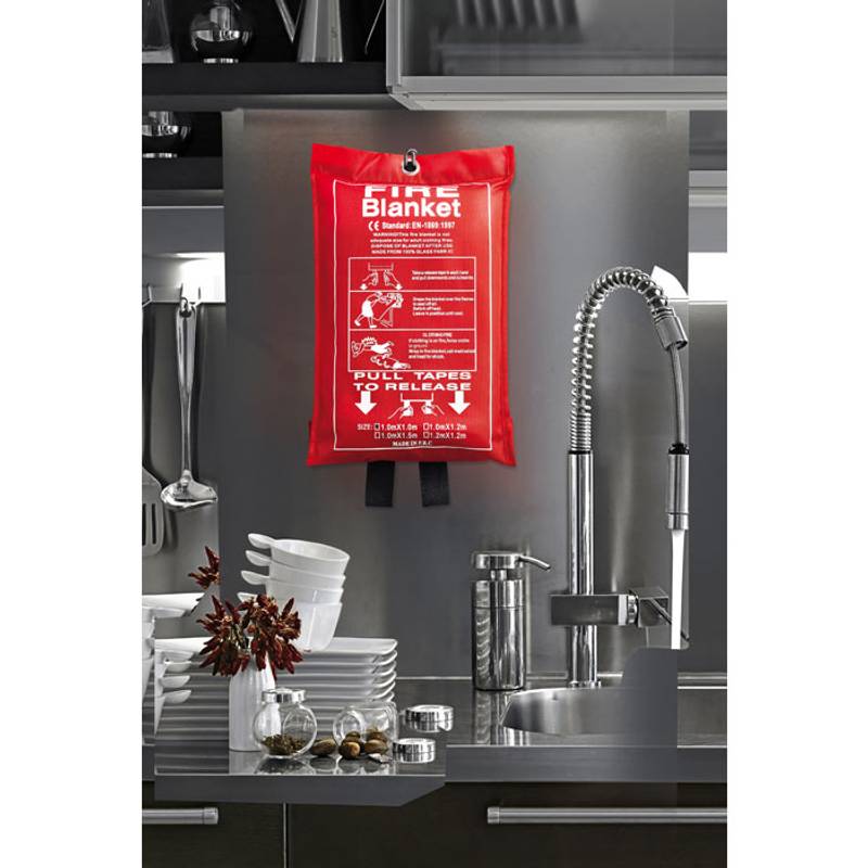 Požární bezpečnostní deka ze skleněných vláken Požární bezpečnostní deka ze skleněných vláken