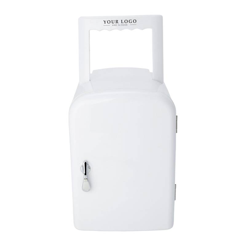 Malá chladnička na plechovky s káblom Malá chladnička na plechovky s káblom