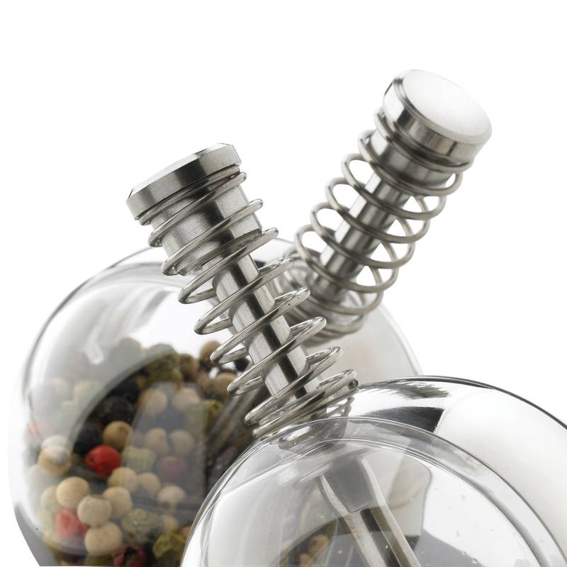 Solnička s koreničkou v stojane Solnička s koreničkou v stojane