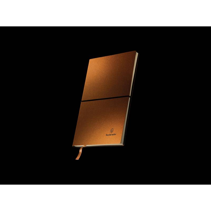 KARBONIO Poznámkový blok A5 z recyklované kůže, hnědá KARBONIO Poznámkový blok A5 z recyklované kůže, hnědá