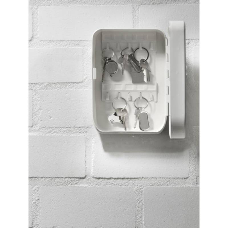 Kovový přívěsek na klíče, tvar auto, dárková krabička / CAR / Kovový přívěsek na klíče, tvar auto, dárková krabička / CAR /