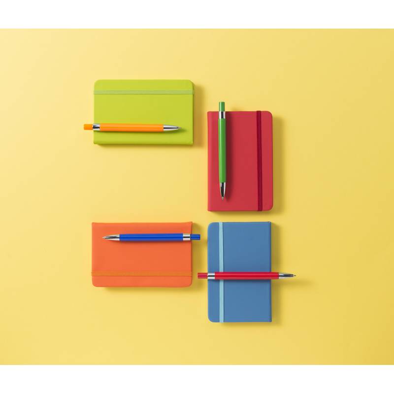 VALTER plastové kuličkové pero, černá náplň, stříbrná VALTER plastové kuličkové pero, černá náplň, stříbrná