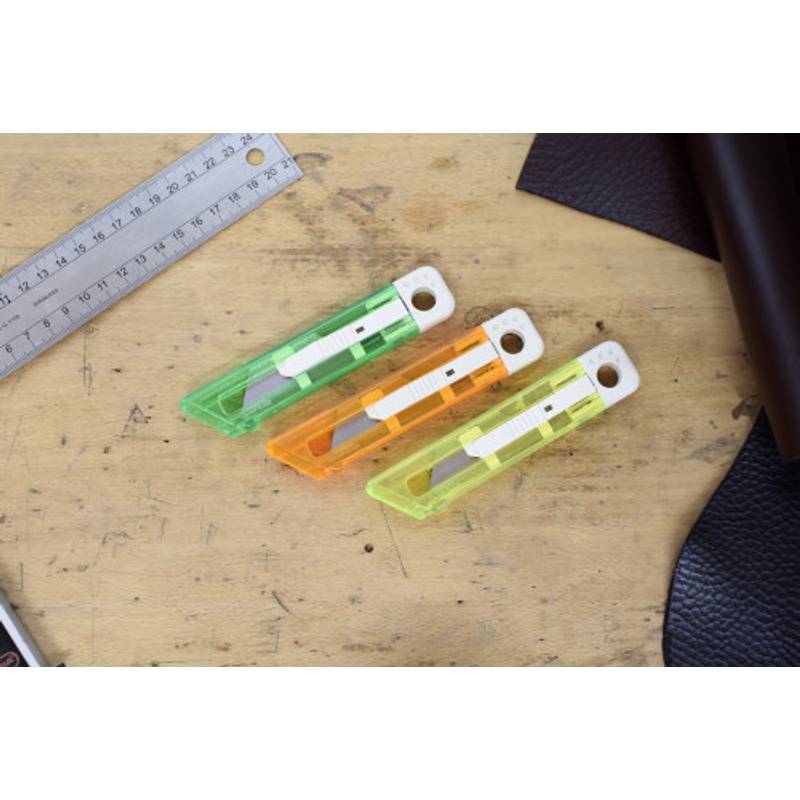 Rezačka s bezpečnostným mechanizmom, žltá Rezačka s bezpečnostným mechanizmom, žltá