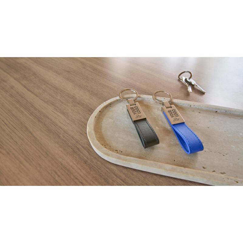 Oceľová kľúčenka s pútkom, čierna Oceľová kľúčenka s pútkom, čierna