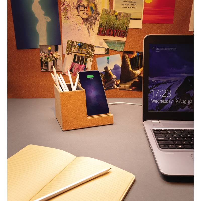 Korkový stojanček na perá s bezdrôtovou nabíjačkou 5W Korkový stojanček na perá s bezdrôtovou nabíjačkou 5W