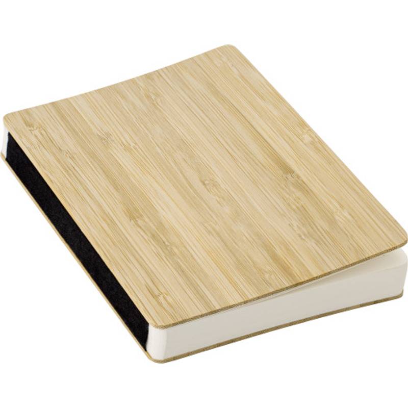 Notebook s bambusovým obalem, zabalený v hnědé papírové krabičce Notebook s bambusovým obalem, zabalený v hnědé papírové krabičce