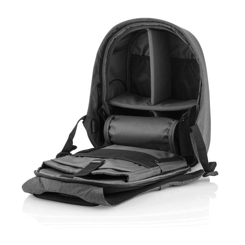 Nedobytný batoh Bobby Hero Regular, černá Nedobytný batoh Bobby Hero Regular, černá