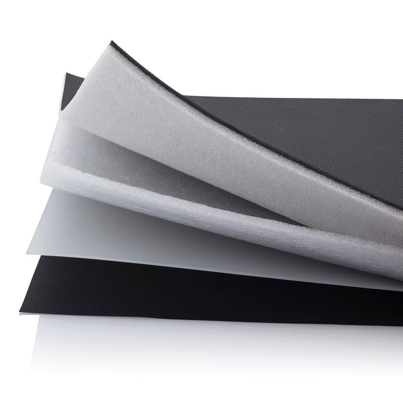 Nedobytný batoh Bobby Hero Regular, černá Nedobytný batoh Bobby Hero Regular, černá