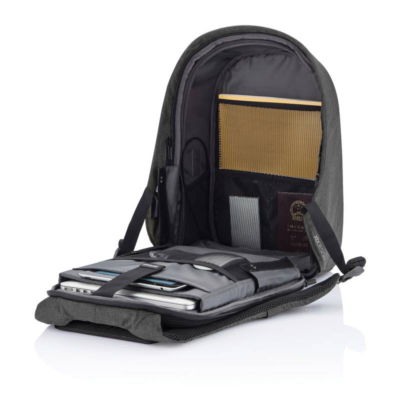 Nedobytný batoh Bobby Hero Regular, černá Nedobytný batoh Bobby Hero Regular, černá