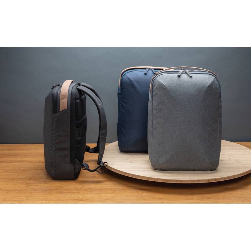 Dvojtónový batoh na 15,6" notebook Impact z 300D rPET AWARE™ Dvojtónový batoh na 15,6" notebook Impact z 300D rPET AWARE™