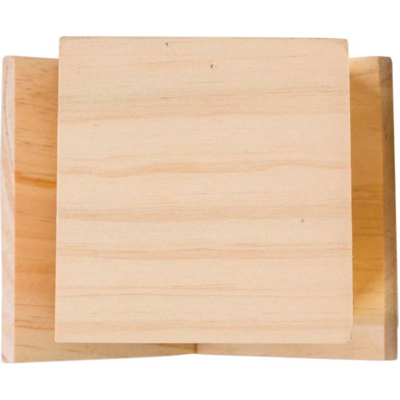 Drevený domček pre včely Drevený domček pre včely