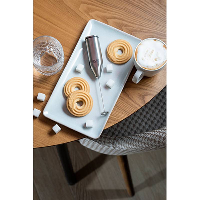 Napěňovač mléka se stojanem AD4500 Napěňovač mléka se stojanem AD4500