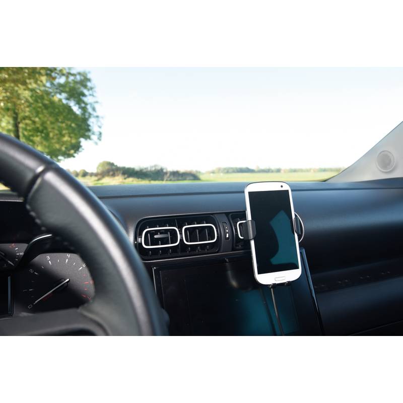 Autonabíječka mobilních telefonů IN CAR, černá Autonabíječka mobilních telefonů IN CAR, černá