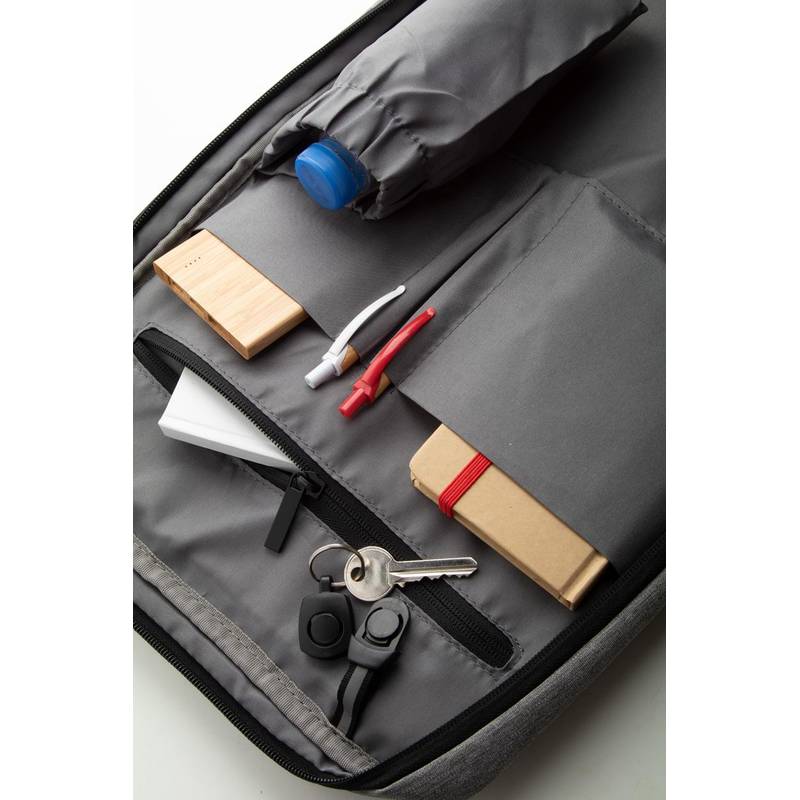 Branson ruksak, sivá tmavá Branson ruksak, sivá tmavá