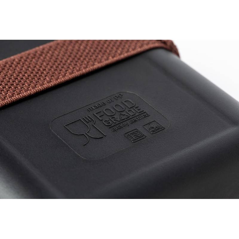 Thadan obědář, černá Thadan obědář, černá