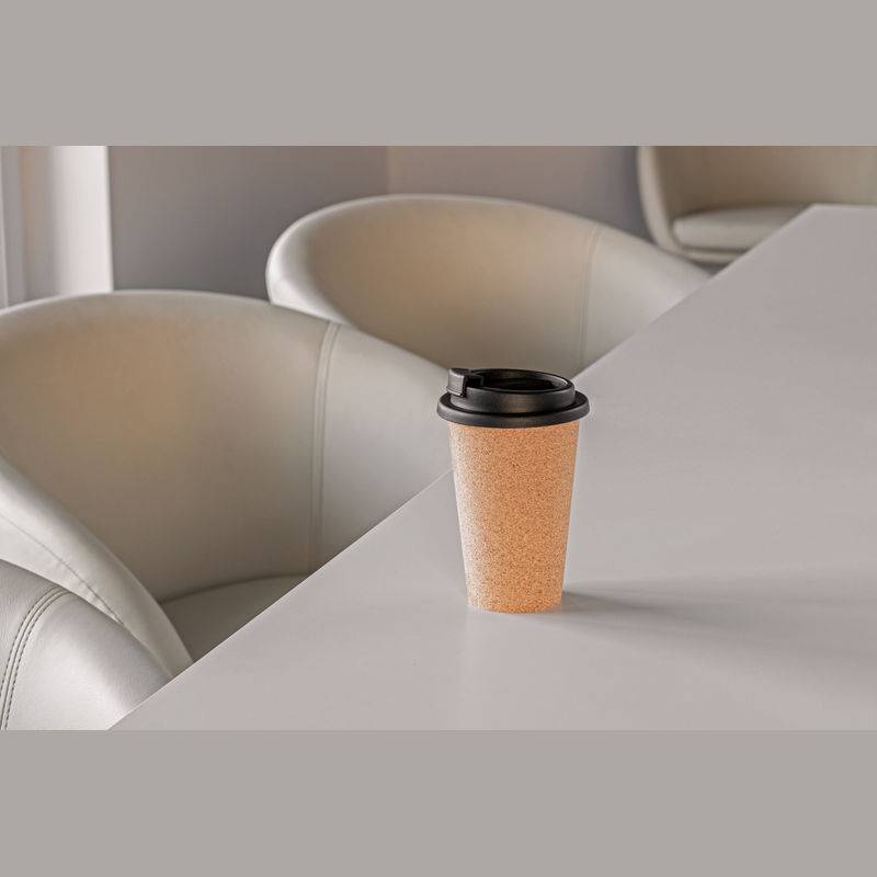 Pohár na pití s ??korkovým povrchem, hnědá béžová Pohár na pití s ??korkovým povrchem, hnědá béžová