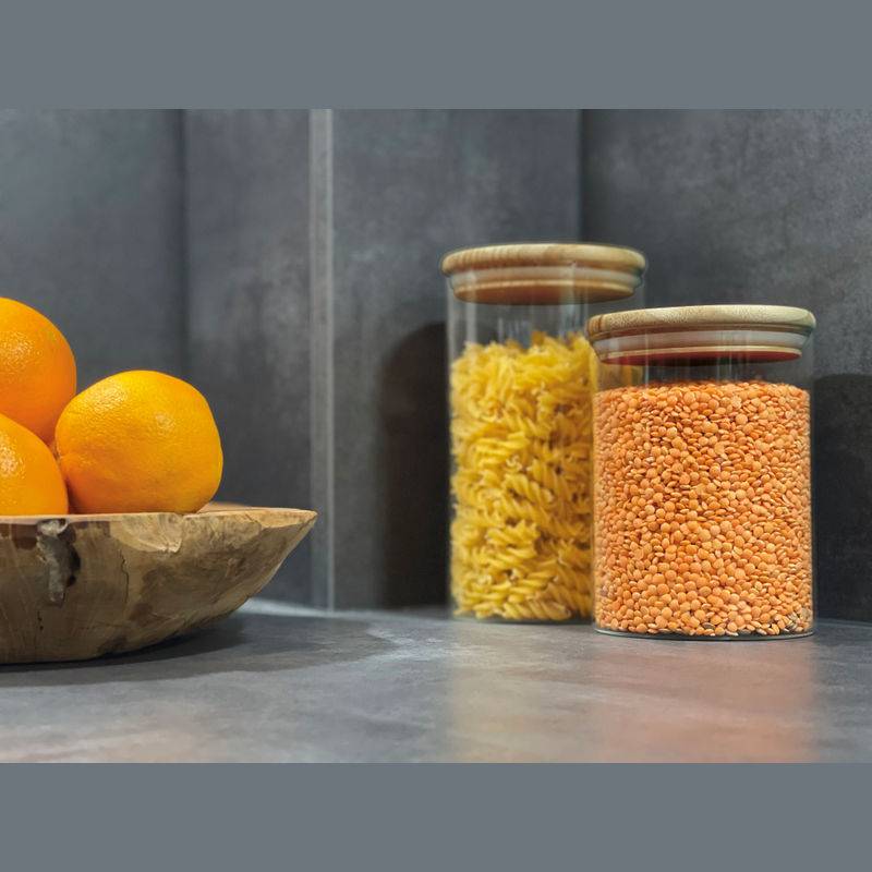 Skladovací dóza z borosilikátového skla s víčkem, 1000ml, vícebarevná Skladovací dóza z borosilikátového skla s víčkem, 1000ml, vícebarevná