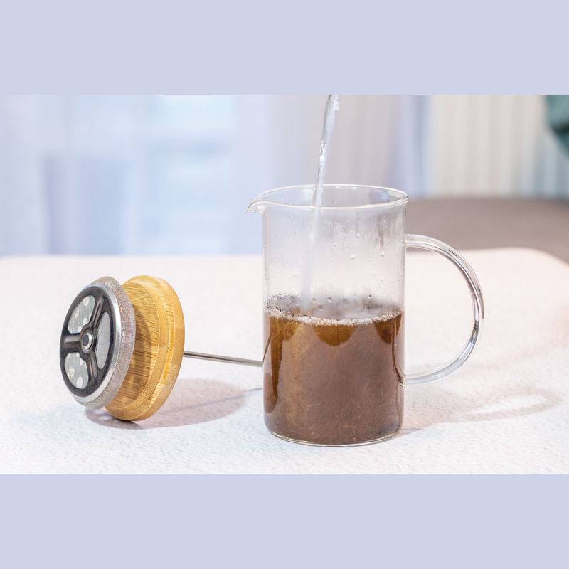 Sklenený kávovar alebo čajník s bambusovým vekom, 600ml, viacfarebná Sklenený kávovar alebo čajník s bambusovým vekom, 600ml, viacfarebná