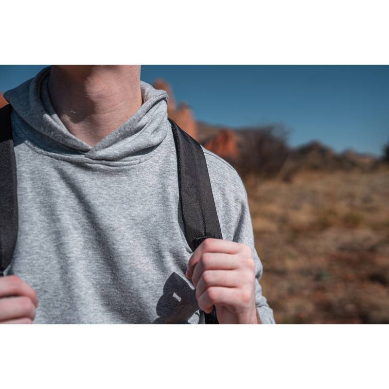 Easy access batoh na 15" notebook Swiss Peak z RPET AWARE™, čierna Easy access batoh na 15" notebook Swiss Peak z RPET AWARE™, čierna