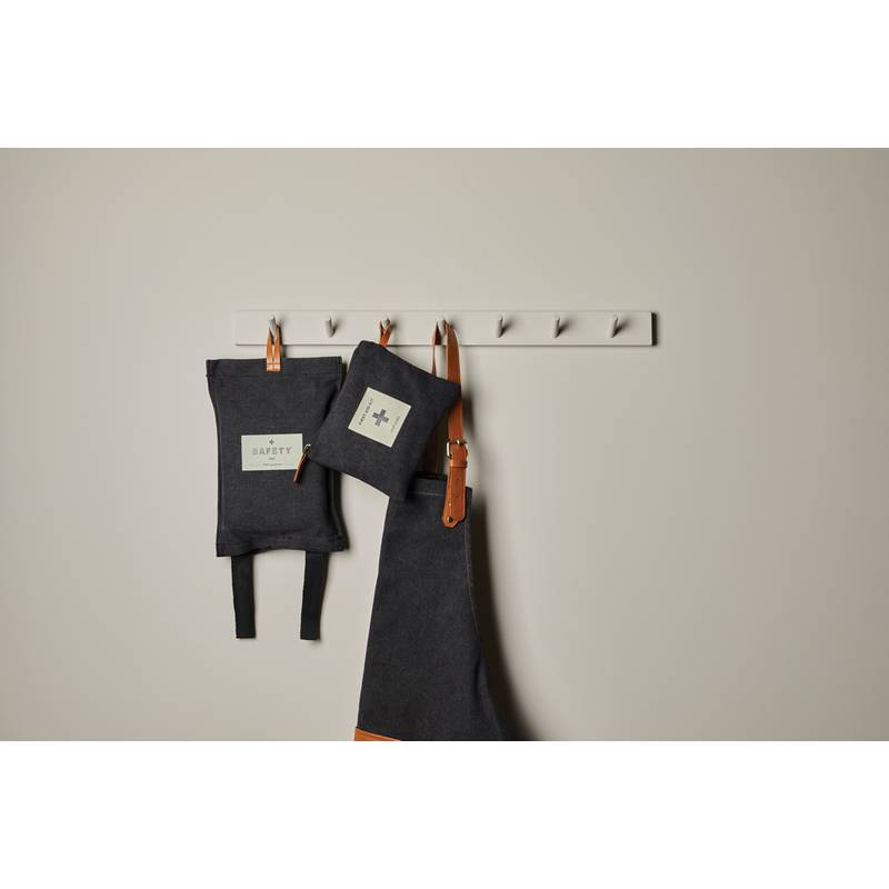 Lékárnička VINGA Asado, černá Lékárnička VINGA Asado, černá