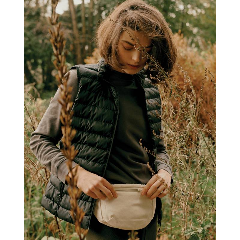 Nebarvená ledvinka Impact z 285g recykl. canvas AWARE™, bílá Nebarvená ledvinka Impact z 285g recykl. canvas AWARE™, bílá