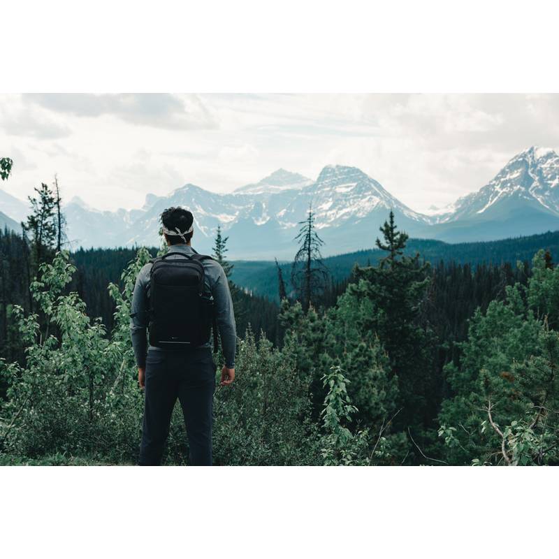 XXL cestovní batoh Swiss peak z RPET AWARE™, černá XXL cestovní batoh Swiss peak z RPET AWARE™, černá