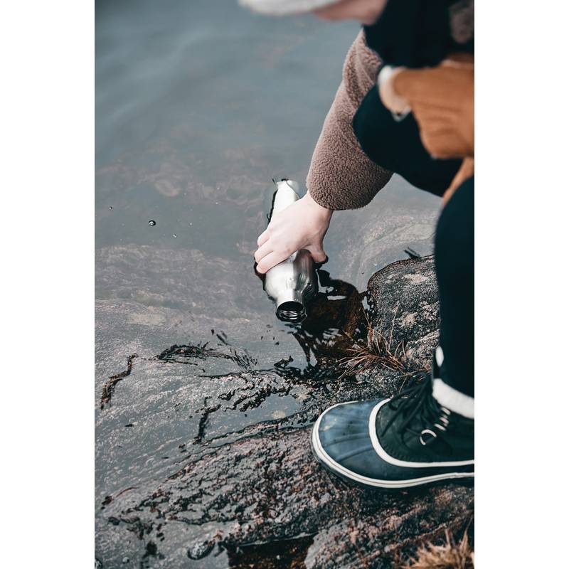 Veľká termofľaša VINGA Miles 1 000 ml, sivá strieborná Veľká termofľaša VINGA Miles 1 000 ml, sivá strieborná