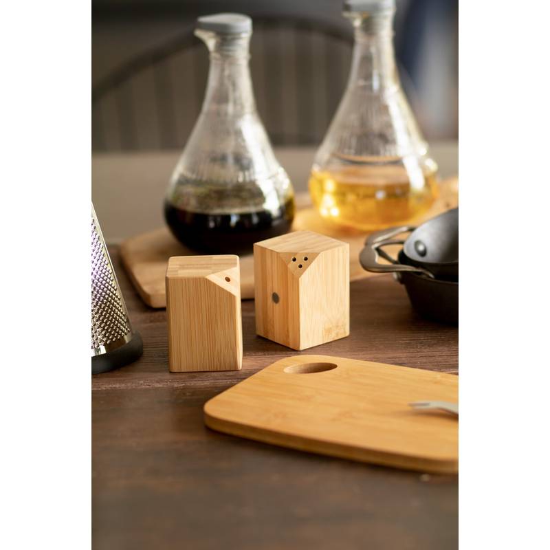 Kerala pepřenka a solnička, hnědá přírodní Kerala pepřenka a solnička, hnědá přírodní