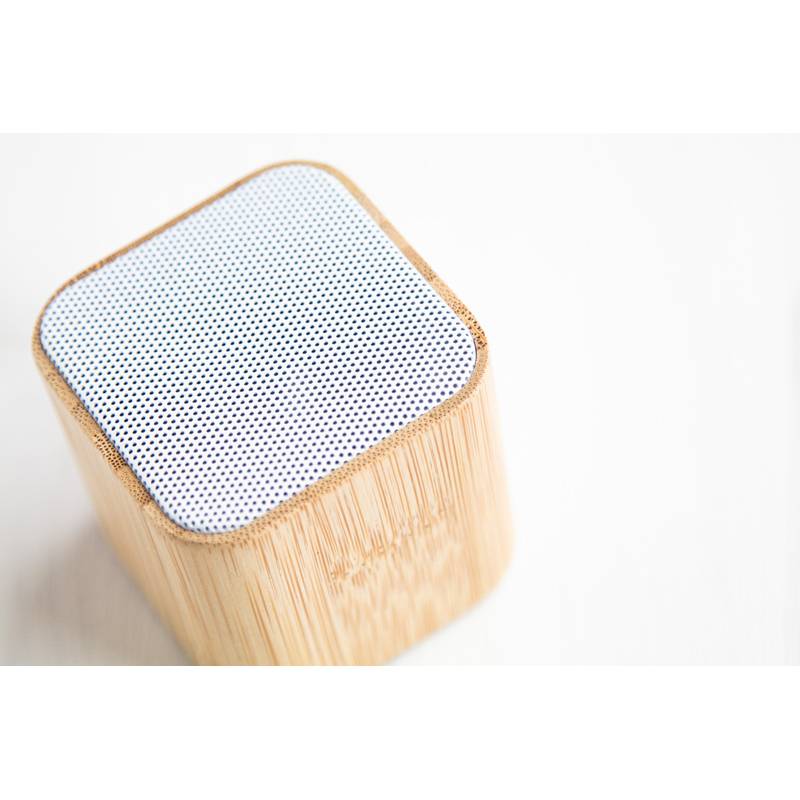 Cuboo Bluetooth reproduktor, hnědá přírodní Cuboo Bluetooth reproduktor, hnědá přírodní