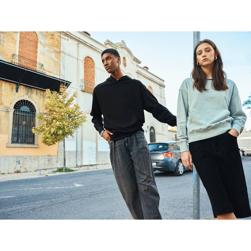 Mikina s kapucí Iqoniq Yoho relaxed fit z recykl. bavlny, černá, L Mikina s kapucí Iqoniq Yoho relaxed fit z recykl. bavlny, černá, L