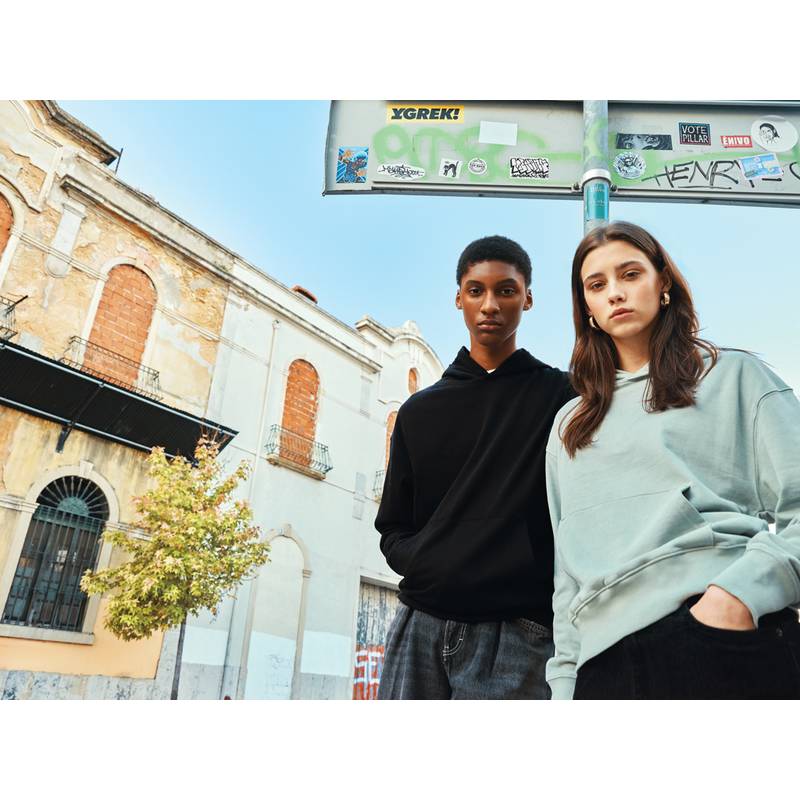 Mikina s kapucí Iqoniq Yoho relaxed fit z recykl. bavlny, černá, L Mikina s kapucí Iqoniq Yoho relaxed fit z recykl. bavlny, černá, L