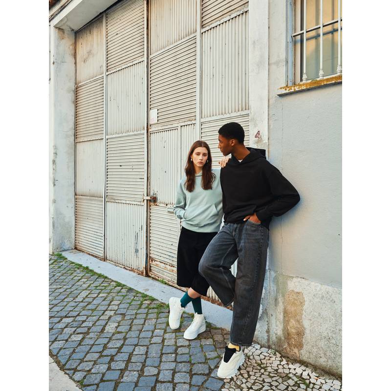 Mikina s kapucí Iqoniq Yoho relaxed fit z recykl. bavlny, černá, L Mikina s kapucí Iqoniq Yoho relaxed fit z recykl. bavlny, černá, L