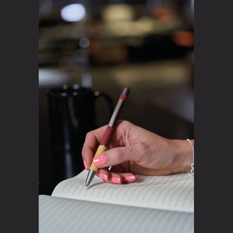 Kuličkové pero s bambusovou rukojetí, červená bordó Kuličkové pero s bambusovou rukojetí, červená bordó