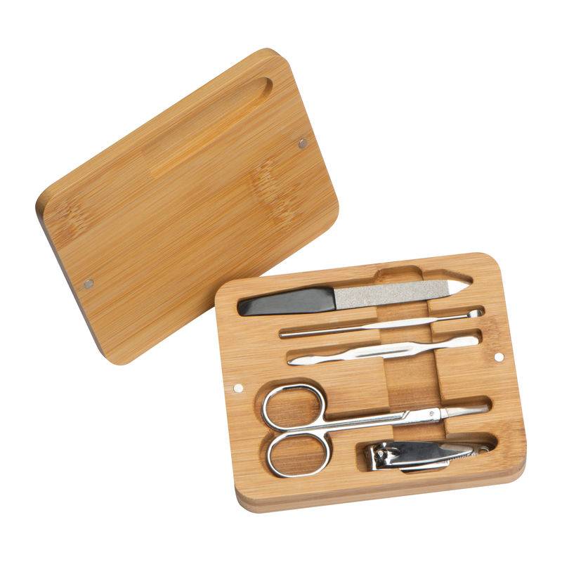 Sada na manikúru v bambusovém pouzdře, hnědá béžová Sada na manikúru v bambusovém pouzdře, hnědá béžová