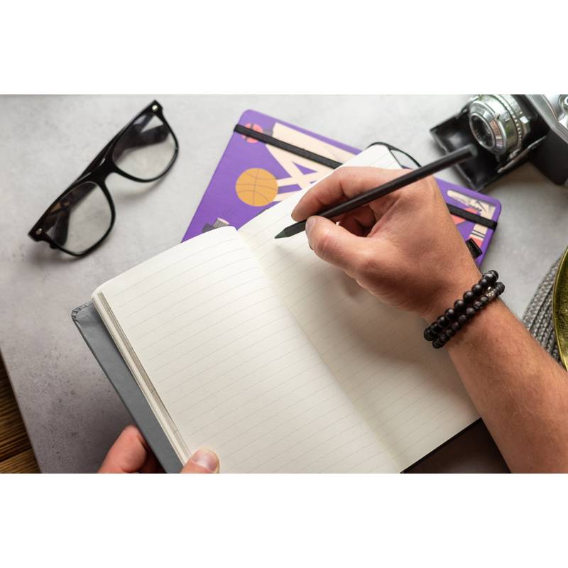 Notes Galaxie, linkovaný, 13 × 21 cm Notes Galaxie, linkovaný, 13 × 21 cm