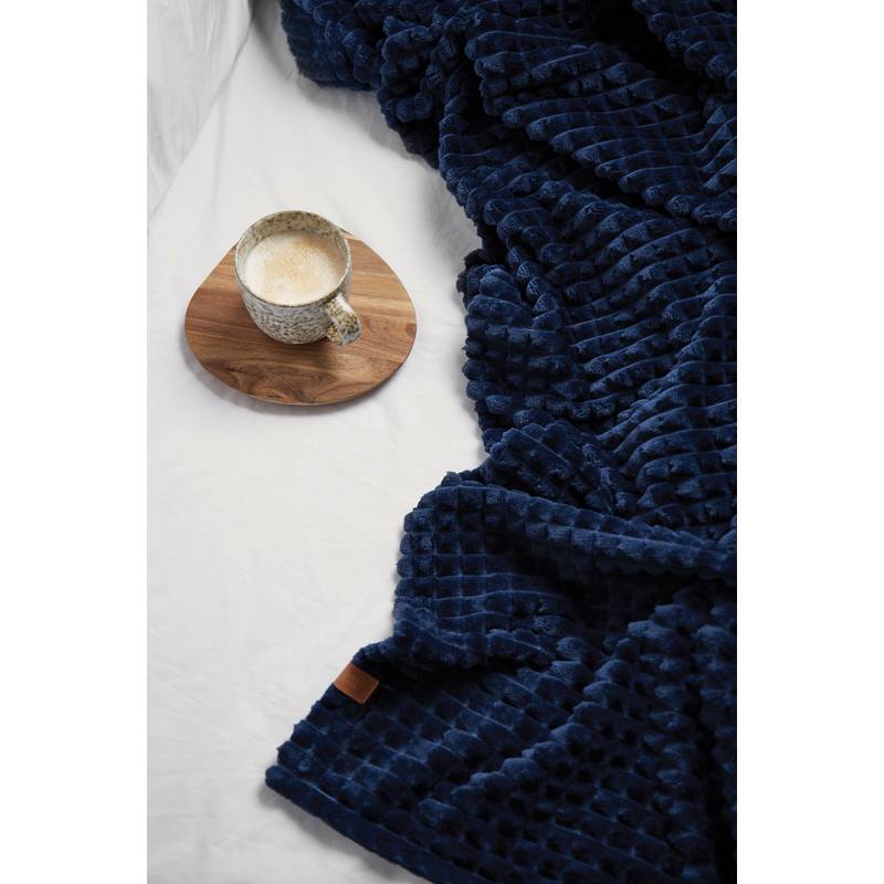 Deka VINGA Branson z GRS RPET, modrá námořnická Deka VINGA Branson z GRS RPET, modrá námořnická