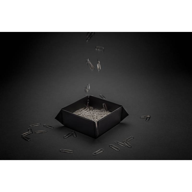 Skládací magnetický box Swiss Peak z RCS PU, černá Skládací magnetický box Swiss Peak z RCS PU, černá