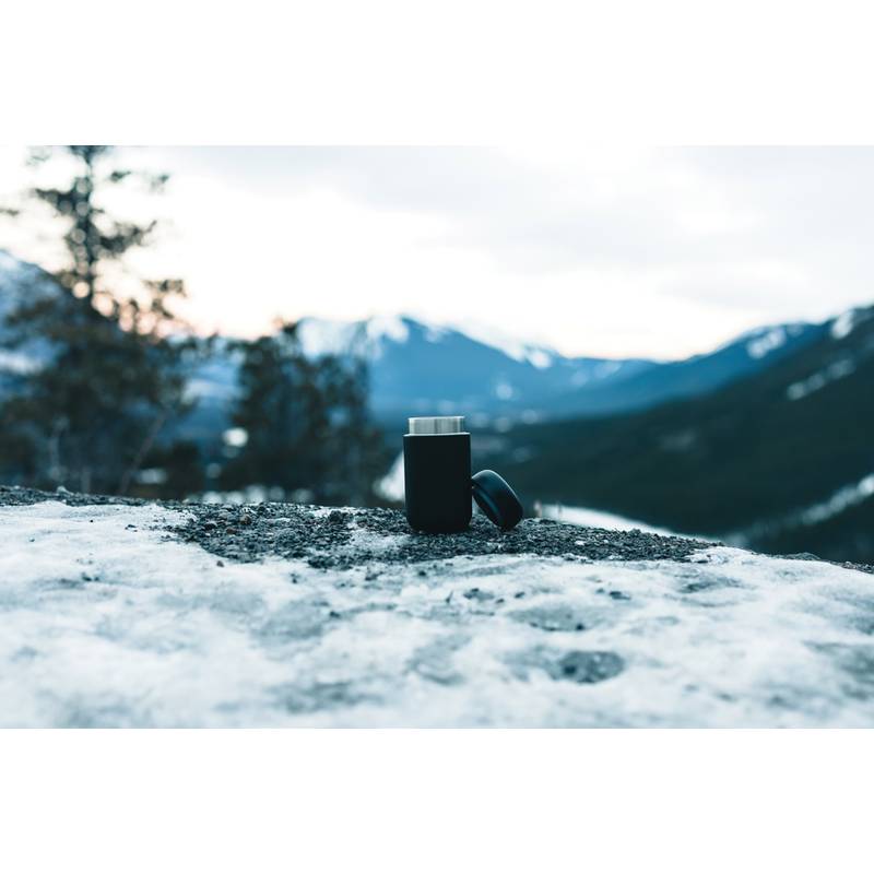 Termo hrnek Brew z RCS recyklované nerezové oceli, černá Termo hrnek Brew z RCS recyklované nerezové oceli, černá