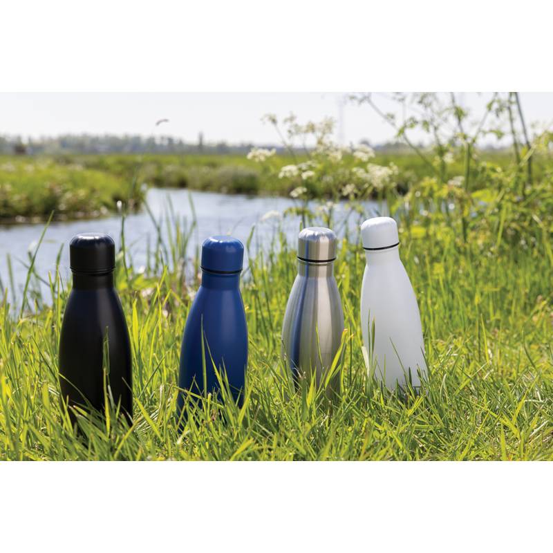 Láhev na vodu Eureka z RCS recyklované nerezové oceli, černá Láhev na vodu Eureka z RCS recyklované nerezové oceli, černá