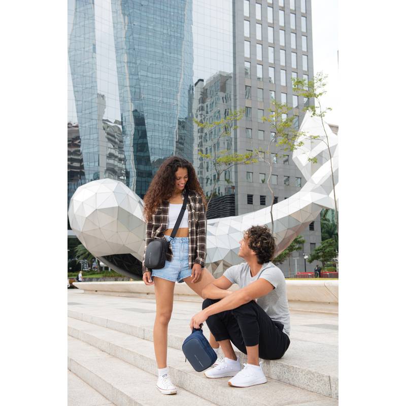 Ledvinka Boxy Sling, černá Ledvinka Boxy Sling, černá